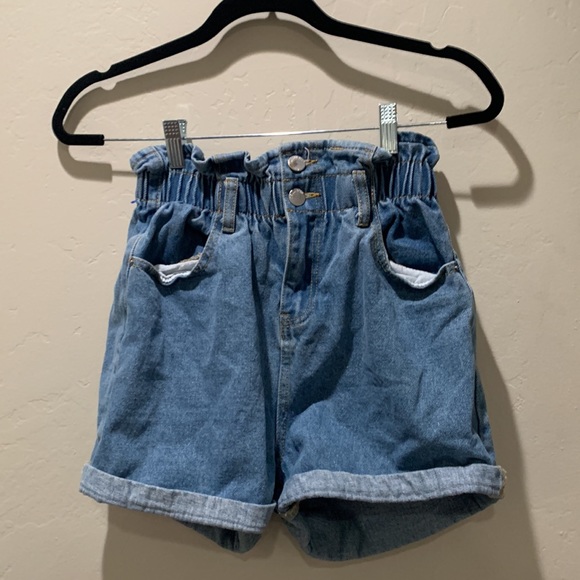 Denim Blvd for Los Angles Mom shorts - Picture 2 of 4